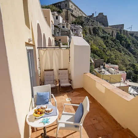 Hotel La Casa Sul Mare 4*