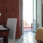 Отель La Casa Sul Mare 4*