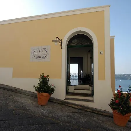 Hotel La Casa Sul Mare 4*