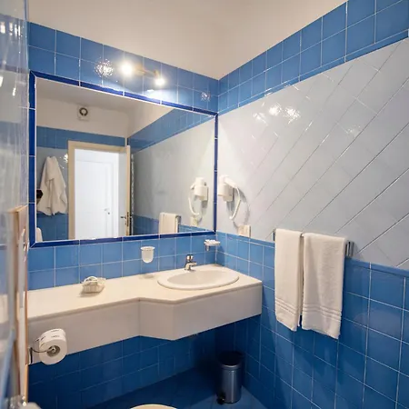 Hotel La Casa Sul Mare 4*
