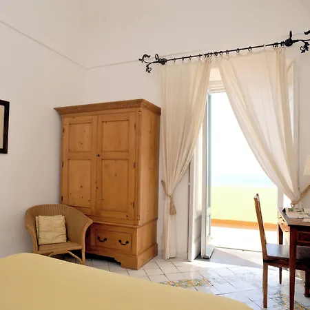 La Casa Sul Mare מלון פרוסידה