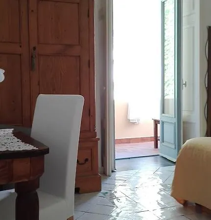 מלון La Casa Sul Mare 4*
