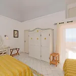 La Casa Sul Mare 4*