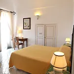 La Casa Sul Mare מלון פרוסידה