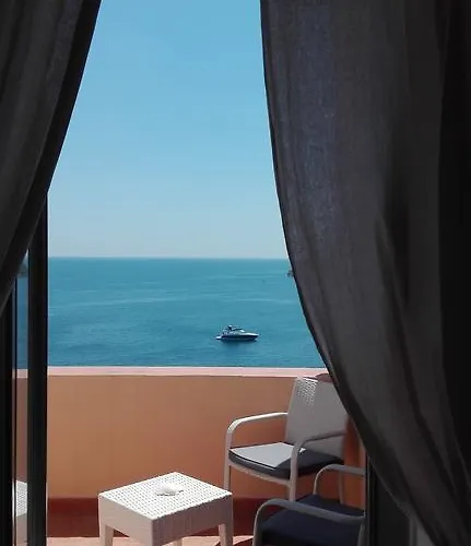 Hotel La Casa Sul Mare Procida